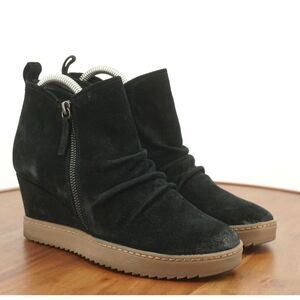 Sofft Womens Shera Wedge Ankle Boots Size 8 M Black Suede Ruched Zip Up
